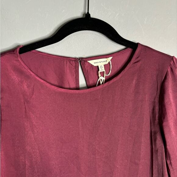 Max Studio Maroon Long Bell Sleeve Blouse With Round Neck Size XS - Picture 8 of 9
